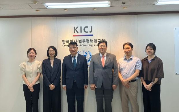 대한국제법학회_MOU_사진6.jpg