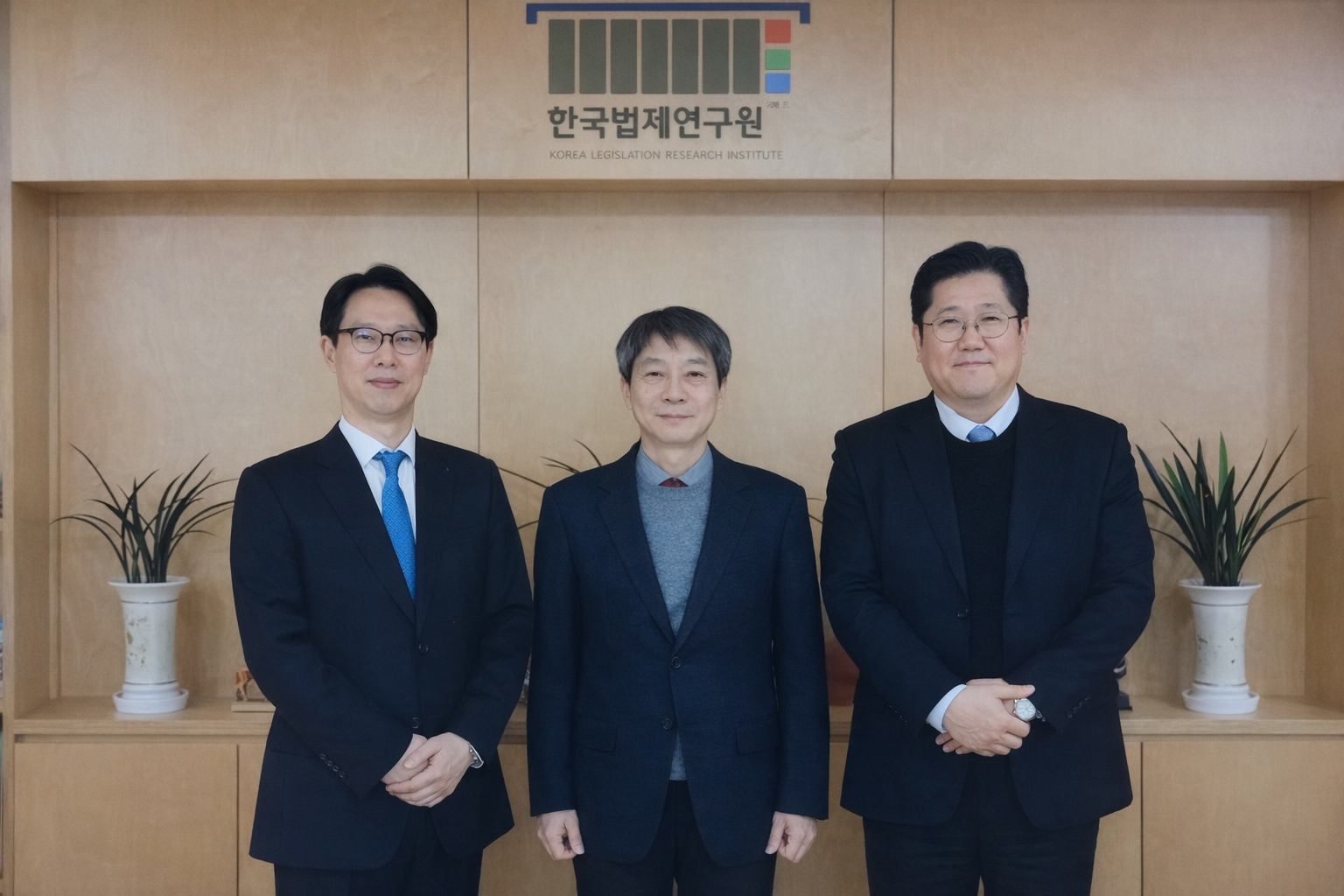 ee3a20e2-b8cc-49c6-952e-3b08f9764c5d